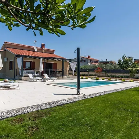 Casa Lumi Ferienhaus *