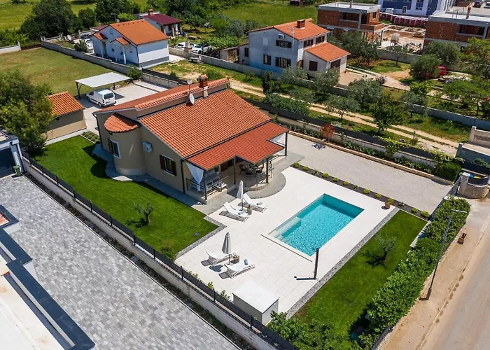 Casa Lumi *